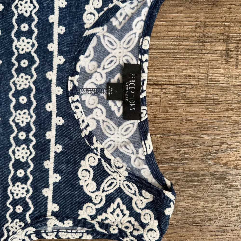 Perceptions‎ - Picture 6 of 6